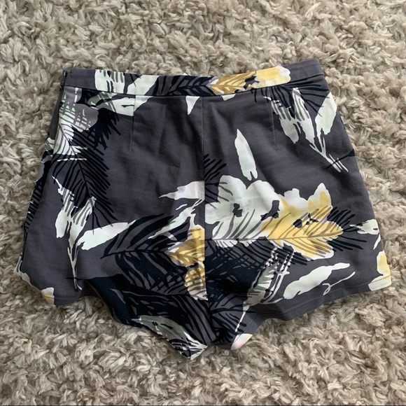 Anthropologie High Waisted Shorts. - Picture 2 of 3